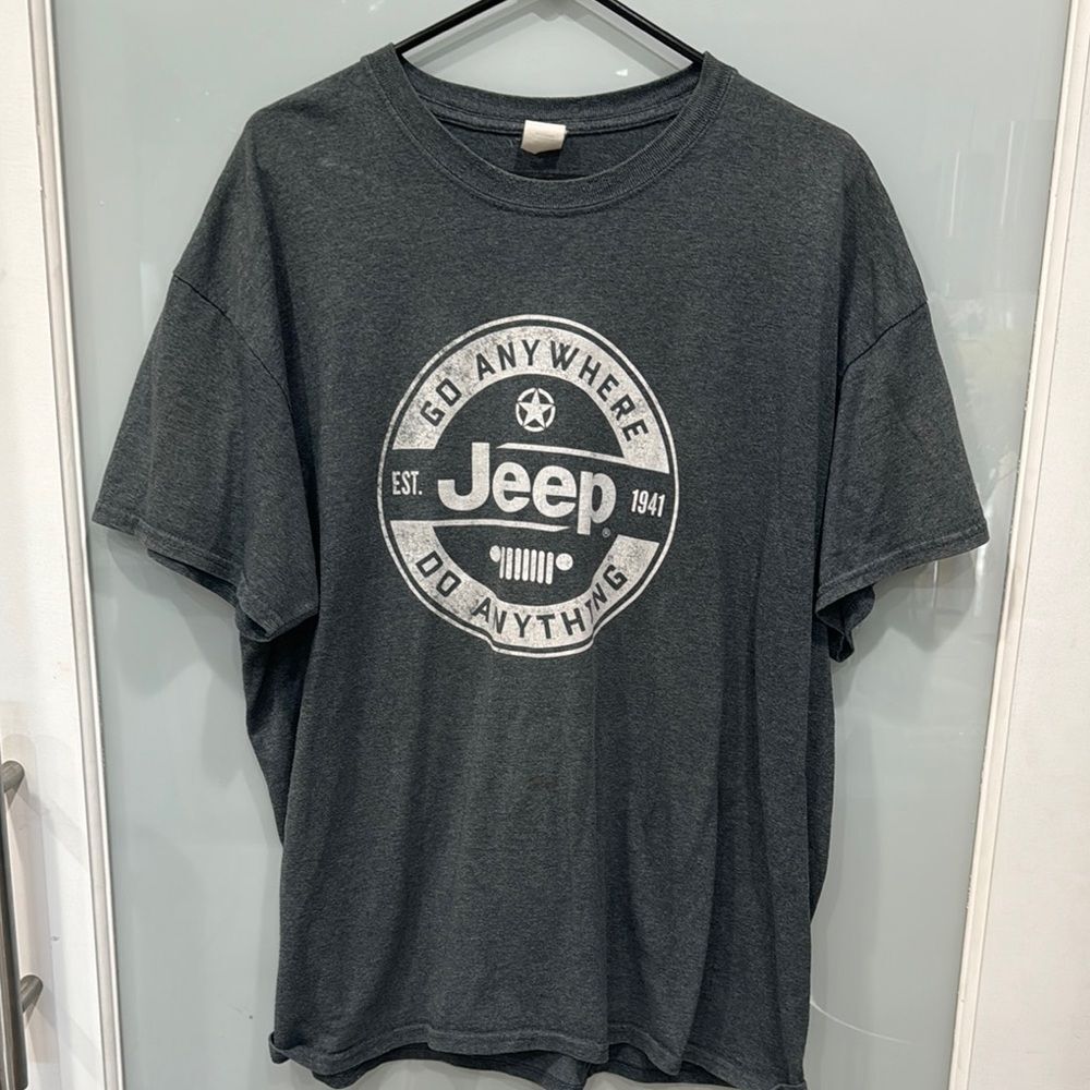 Men's Grey Jeep Go Anywhere Short Sleeve T-Shirt Sz Large
